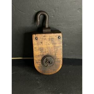 Gorgeous Antique Primitive Wood Barn Pulley Block & Tackle Pulley. Steel Hook